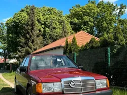 Rot Gebraucht 1989 Mercedes 190 Limousine | 3.299 €