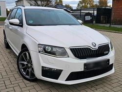Weiß Gebraucht 2015 Skoda Octavia vRS Kombi | 8.800 € (Superpreis)