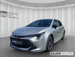 Silber Gebraucht 2019 Toyota Corolla Hybrid Club Limousine | 19.930 € (Fairer Preis)