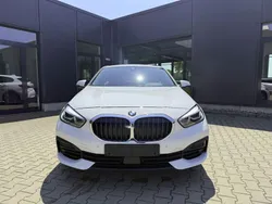 Alpinweiß Gebraucht 2024 BMW 118 Advantage Kleinwagen | 22.990 € (Fairer Preis)