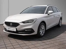 Candy weiß Gebraucht 2022 Seat Leon Style Kombi | 22.980 € (Fairer Preis)