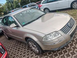 Gold Gebraucht 2004 VW Passat Comfortline Limousine | 2.990 € (Fairer Preis)