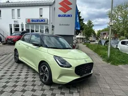 Cool yellow pearl/ mineral gra Neu 2025 Suzuki Swift Comfort+ Kleinwagen | 21.990 €