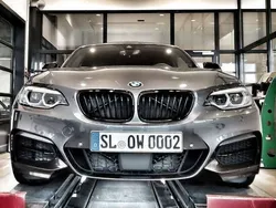 Grau Gebraucht 2021 BMW M2 Sport Line Cabrio | 55.000 €