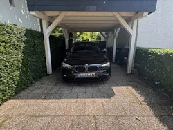 Schwarz Gebraucht 2016 BMW 118 Advantage Kleinwagen | 11.800 € (Fairer Preis)