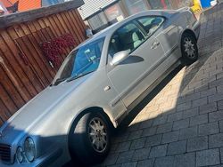 Silber Gebraucht 1999 Mercedes CLK230 Coupé | 1.499 € (Fairer Preis)