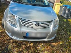 Silber Gebraucht 2012 Toyota Avensis T2 Kombi | 7.500 € (Fairer Preis)