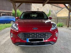 Rot Gebraucht 2022 Ford Kuga Titanium SUV | 21.000 € (Fairer Preis)