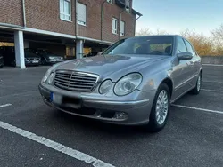 Andere außenfarben Gebraucht 2004 Mercedes E200 Elegance Limousine | 5.950 €