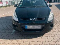 Schwarz Gebraucht 2011 Hyundai i20 Comfort Limousine | 1.300 € (Superpreis)