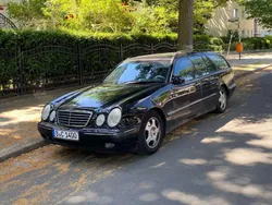 Schwarz Gebraucht 1999 Mercedes E280 Avantgarde Kombi | 1.200 € (Guter Preis)