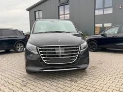 Schwarz Neu 2025 Mercedes V300 Exclusive Van / Kleinbus | 104.720 € (Superpreis)