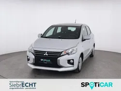 Weiß Gebraucht 2021 Mitsubishi Space Star Basis Limousine | 8.490 € (Fairer Preis)