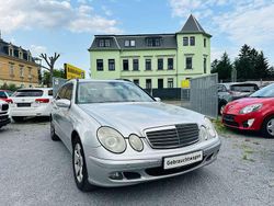 Brillantsilber metalliclack Gebraucht 2005 Mercedes E220 Classic Kombi | 2.499 € (Guter Preis)