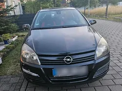 Schwarz Gebraucht 2004 Opel Astra Limousine | 1.100 € (Superpreis)