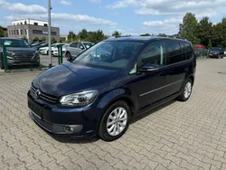 Blau Gebraucht 2012 VW Touran Highline Van / Kleinbus | 9.995 € (Fairer Preis)