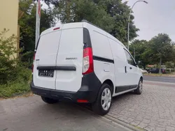 Weiß Gebraucht 2019 Dacia Dokker Van | 5.950 € (Fairer Preis)