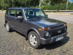 Grau Gebraucht 2019 Lada Urban SUV | 12.000 €
