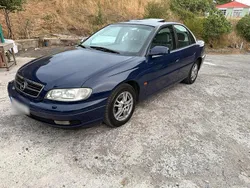 Blau Gebraucht 2000 Opel Omega Limousine | 5.900 €