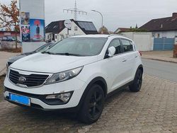 Weiß Gebraucht 2013 Kia Sportage Vision SUV | 9.400 € (Etwas zu teuer)