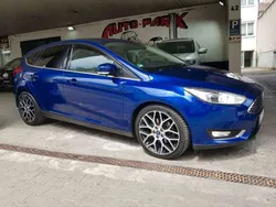 Indicblau metallic Gebraucht 2014 Ford Focus Titanium Kleinwagen | 10.490 € (Teuer)