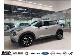 Silver metallic (ky0g) Gebraucht 2024 Nissan Juke Acenta SUV | 22.470 € (Fairer Preis)