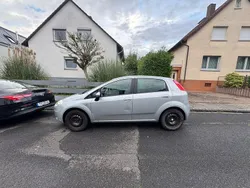 Silber Gebraucht 2009 Fiat Punto Dynamic Kleinwagen | 2.351 € (Guter Preis)