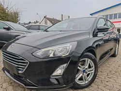 Schwarz Gebraucht 2021 Ford Focus Limousine | 10.234 € (Fairer Preis)