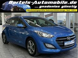Blau Gebraucht 2016 Hyundai i30 Classic Kombi | 13.300 € (Teuer)