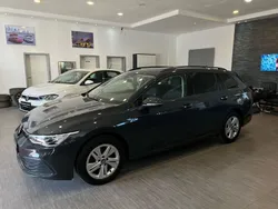 Grau Gebraucht 2021 VW Golf VIII Limousine | 17.485 € (Fairer Preis)