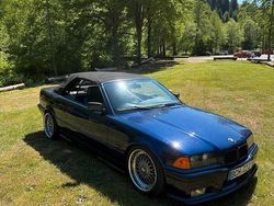 Blau Gebraucht 1995 BMW 328 Cabriolet M Sport Cabrio | 10.800 €