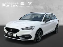 Weiß Neu 2024 Seat Leon FR Kombi | 32.844 € (Etwas zu teuer)