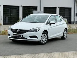 Weiß Gebraucht 2017 Opel Astra Selection Limousine | 7.990 € (Guter Preis)