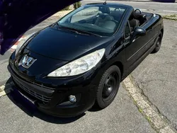 Schwarz Gebraucht 2011 Peugeot 207 CC Premium Cabrio | 4.790 € (Etwas zu teuer)