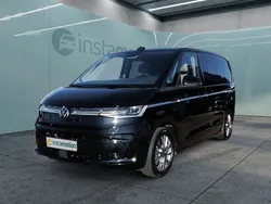 Schwarz Gebraucht 2021 VW T7 Style Van | 52.800 € (Etwas zu teuer)