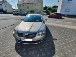 Beige Gebraucht 2014 Skoda Superb GreenLine Kombi | 8.000 € (Fairer Preis)