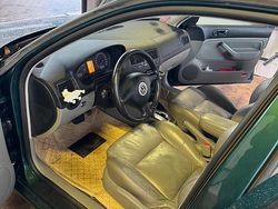 Grün Gebraucht 2001 VW Golf IV Kleinwagen | 1.299 € (Superpreis)