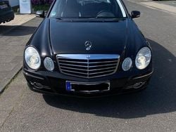 Schwarz Gebraucht 2009 Mercedes E280 Avantgarde Limousine | 5.300 € (Guter Preis)