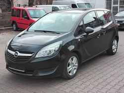 Schwarz Gebraucht 2014 Opel Meriva Edition Van / Kleinbus | 5.450 € (Fairer Preis)