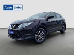 Schwarz Gebraucht 2017 Nissan Qashqai Visia SUV | 11.899 € (Fairer Preis)