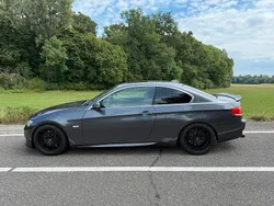 Grau Gebraucht 2009 BMW 330 Coupé | 15.000 € (Etwas zu teuer)