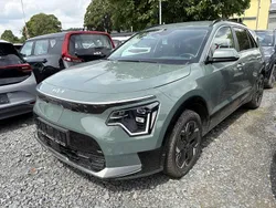 Grau Gebraucht 2023 Kia e-Niro Vision SUV | 25.900 € (Guter Preis)
