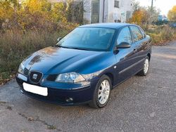 Blau Gebraucht 2009 Seat Cordoba Limousine | 3.999 € (Teuer)