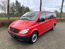 Rot Gebraucht 2005 Mercedes Vito Van / Kleinbus | 11.999 €