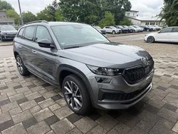 Grau Gebraucht 2022 Skoda Kodiaq SportLine SUV | 33.980 € (Fairer Preis)
