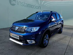 Blau Gebraucht 2019 Dacia Logan Stepway Limousine | 11.299 € (Etwas zu teuer)