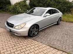 Silber Gebraucht 2006 Mercedes CLS500 AMG Limousine | 5.000 €