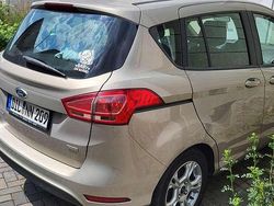 Grau Gebraucht 2014 Ford B-MAX SYNC Edition Van / Kleinbus | 5.000 € (Fairer Preis)