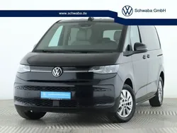 Deep black perleffekt Gebraucht 2024 VW T7 Life Van | 51.280 € (Guter Preis)