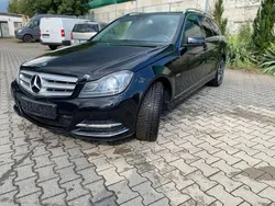 Schwarz Gebraucht 2011 Mercedes C350 Avantgarde Kombi | 10.450 € (Fairer Preis)